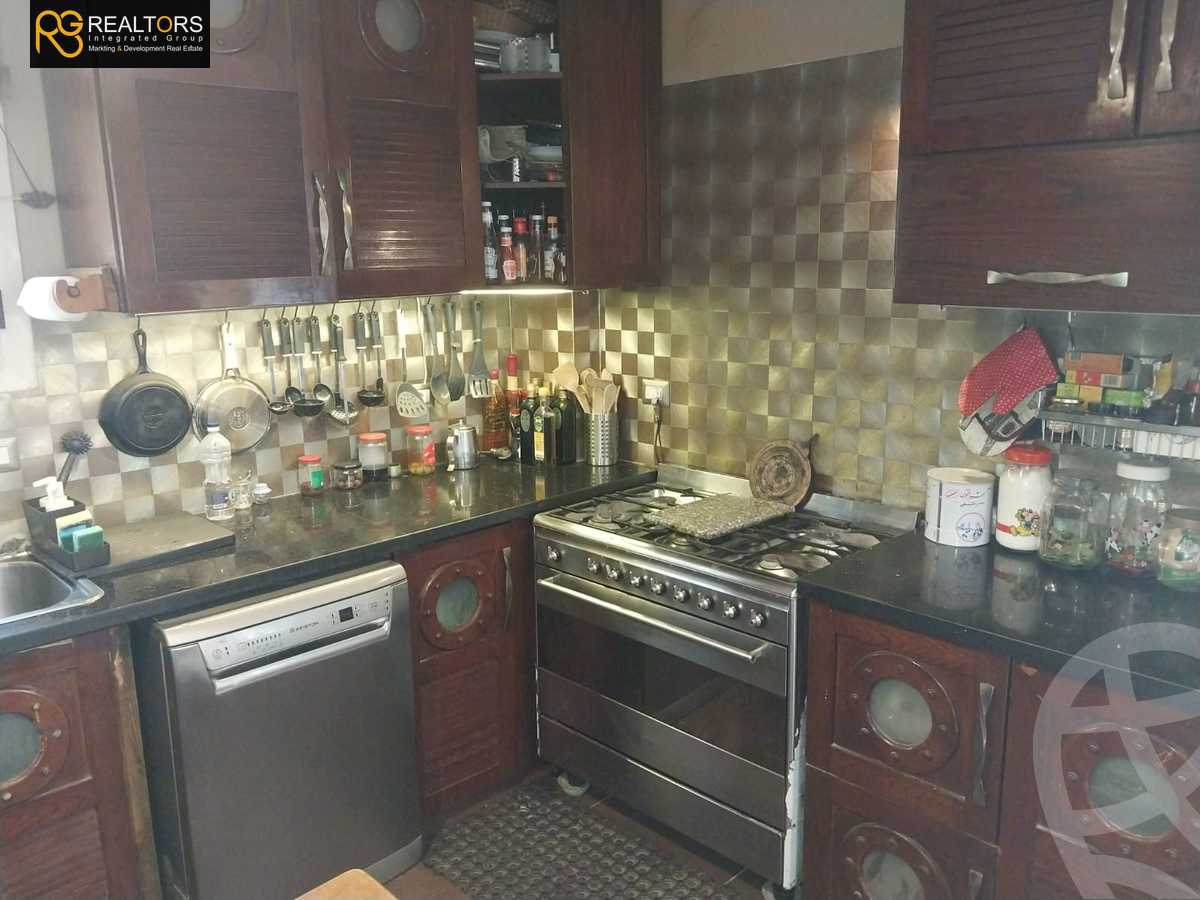 https://aqarmap.com.eg/ar/listing/4354131-for-sale-cairo-6th-of-october-compound-mashareq