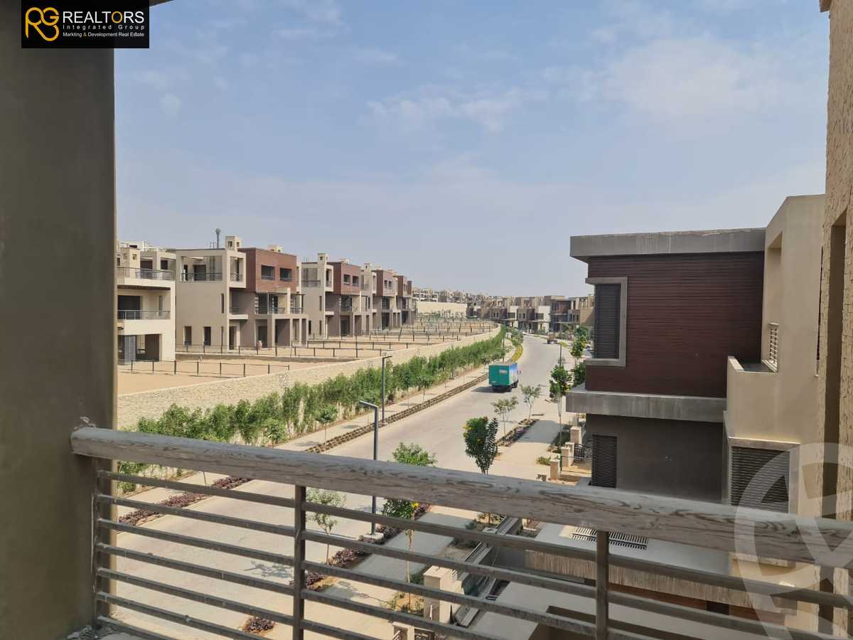 https://aqarmap.com.eg/en/listing/4354565-for-sale-goldcliff-new-giza