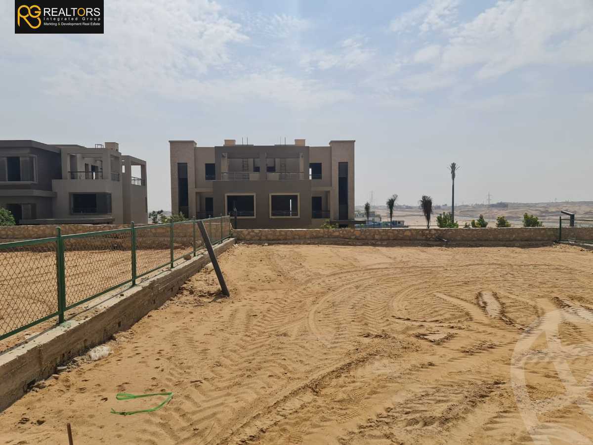 https://aqarmap.com.eg/en/listing/4354565-for-sale-goldcliff-new-giza