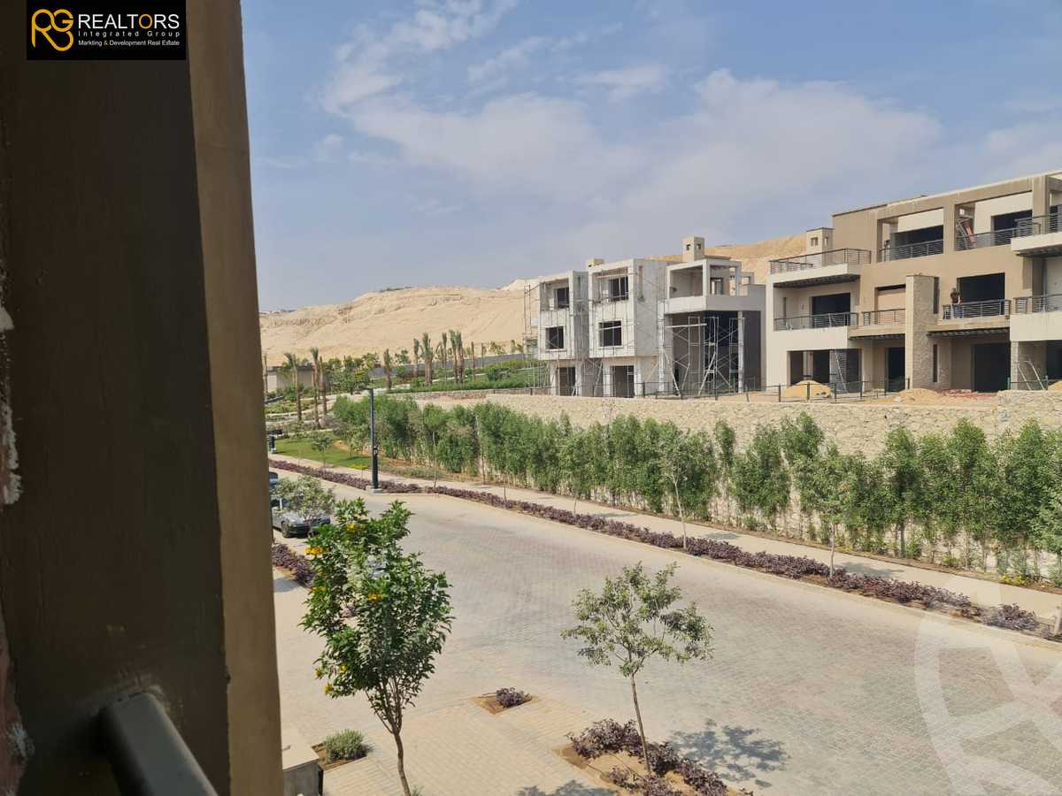 https://aqarmap.com.eg/en/listing/4354565-for-sale-goldcliff-new-giza