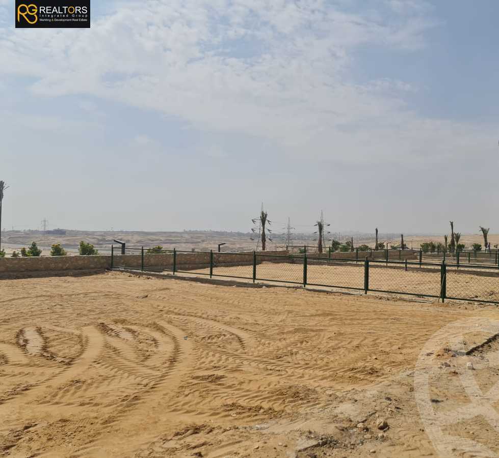 https://aqarmap.com.eg/en/listing/4354565-for-sale-goldcliff-new-giza