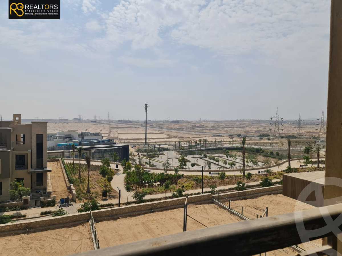 https://aqarmap.com.eg/en/listing/4354565-for-sale-goldcliff-new-giza