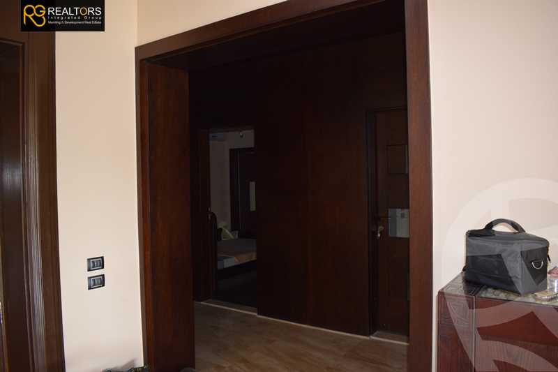 https://aqarmap.com.eg/en/listing/4356475-for-sale-cairo-el-sheikh-zayed-city-lshykh-zyd-ljdyd-evergreen-compound-pyramids