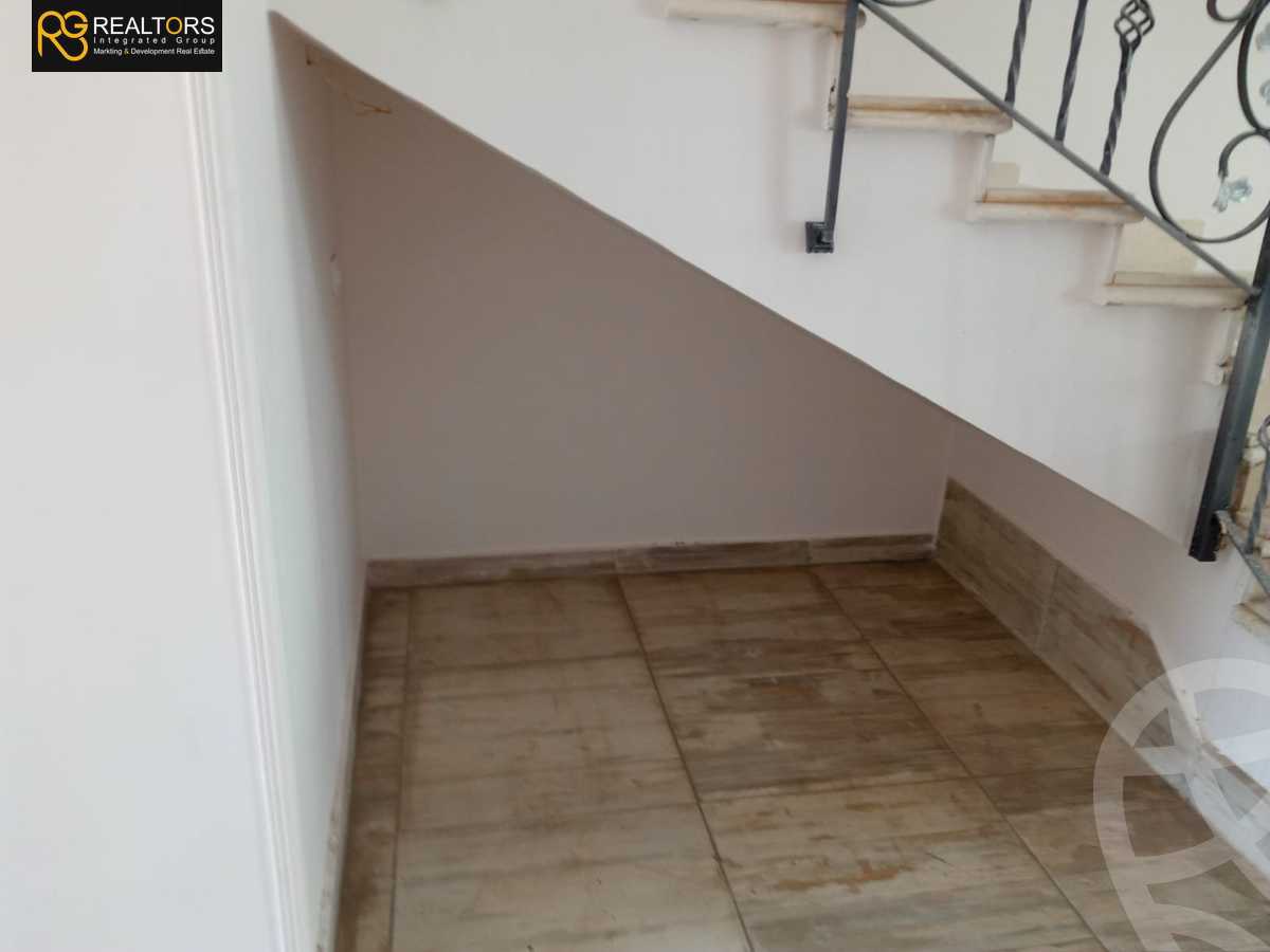 https://aqarmap.com.eg/ar/listing/4356714-for-sale-cairo-6th-of-october-compound-woodville