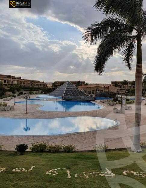 https://aqarmap.com.eg/en/listing/4356756-for-sale-cairo-el-sheikh-zayed-city-compounds-in-sheikh-zayed-pyramids-walk
