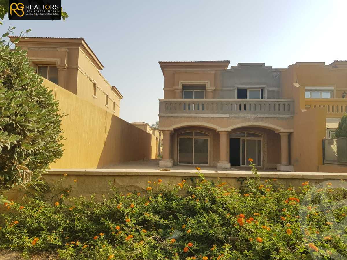 https://aqarmap.com.eg/en/listing/4357133-for-sale-cairo-el-sheikh-zayed-city-compounds-in-sheikh-zayed-royal-meadows