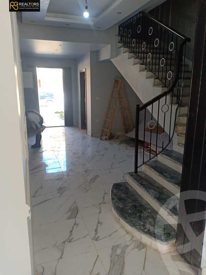 https://aqarmap.com.eg/ar/listing/4357986-for-sale-cairo-6th-of-october-compound-woodville
