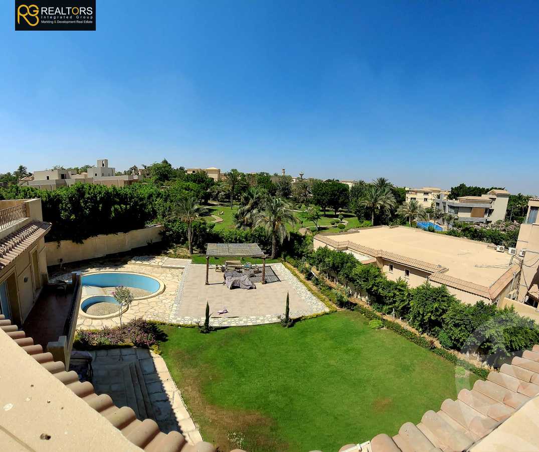 https://aqarmap.com.eg/ar/listing/4369566-for-sale-cairo-6th-of-october-compound-royal-hills
