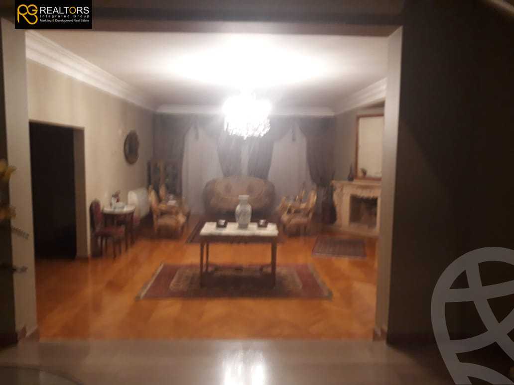 https://aqarmap.com.eg/en/listing/4369646-for-rent-cairo-6th-of-october-compound-royal-hills