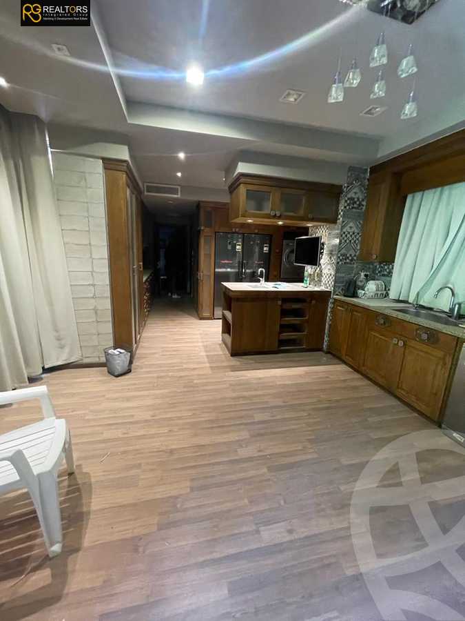 https://aqarmap.com.eg/ar/listing/4371176-for-sale-cairo-el-sheikh-zayed-city-compounds-in-sheikh-zayed-beverly-hills