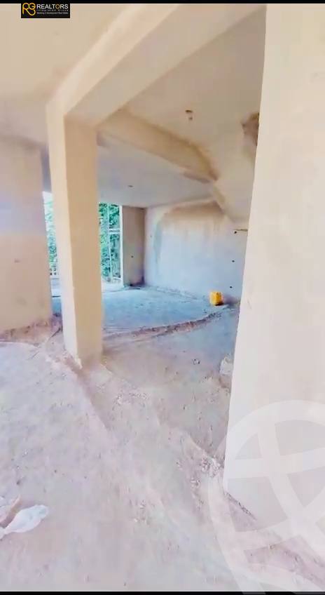 https://aqarmap.com.eg/en/listing/4371867-for-sale-cairo-el-sheikh-zayed-city-compounds-crown-medical-center-al-remas