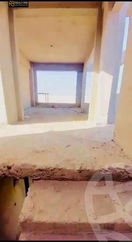 https://aqarmap.com.eg/en/listing/4371867-for-sale-cairo-el-sheikh-zayed-city-compounds-crown-medical-center-al-remas