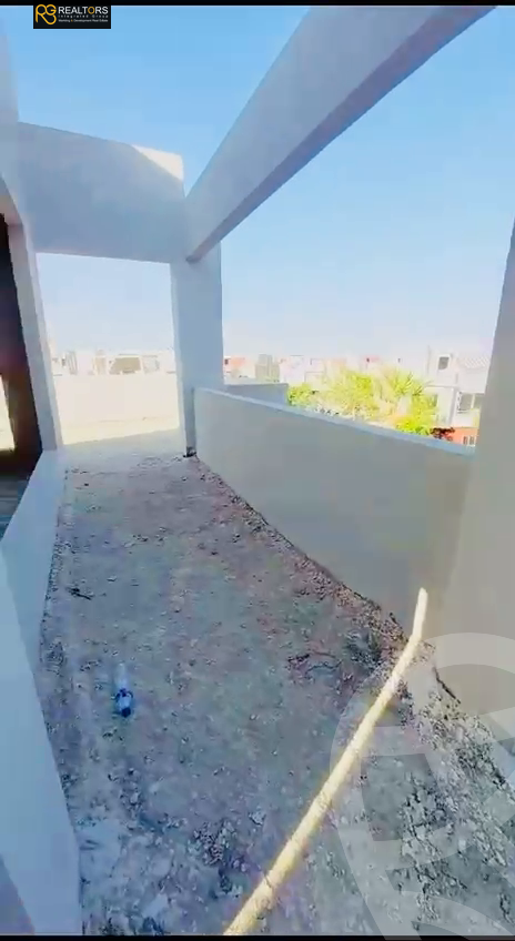 https://aqarmap.com.eg/en/listing/4371867-for-sale-cairo-el-sheikh-zayed-city-compounds-crown-medical-center-al-remas