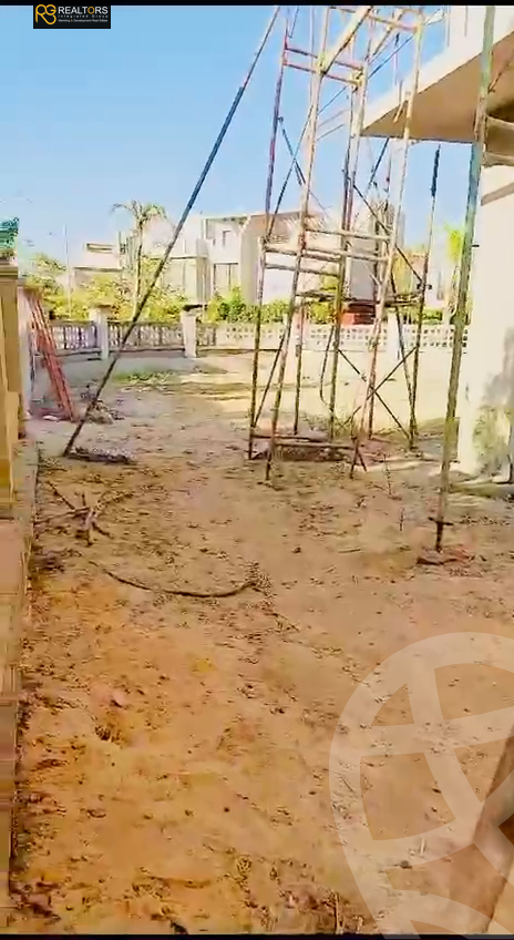 https://aqarmap.com.eg/en/listing/4371867-for-sale-cairo-el-sheikh-zayed-city-compounds-crown-medical-center-al-remas