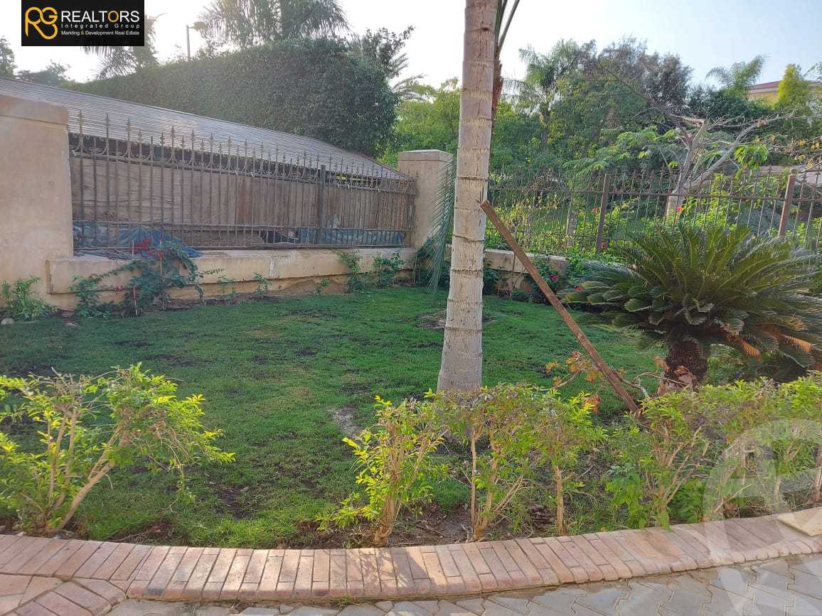 https://aqarmap.com.eg/en/listing/4372085-for-sale-cairo-6th-of-october-compound-royal-hills