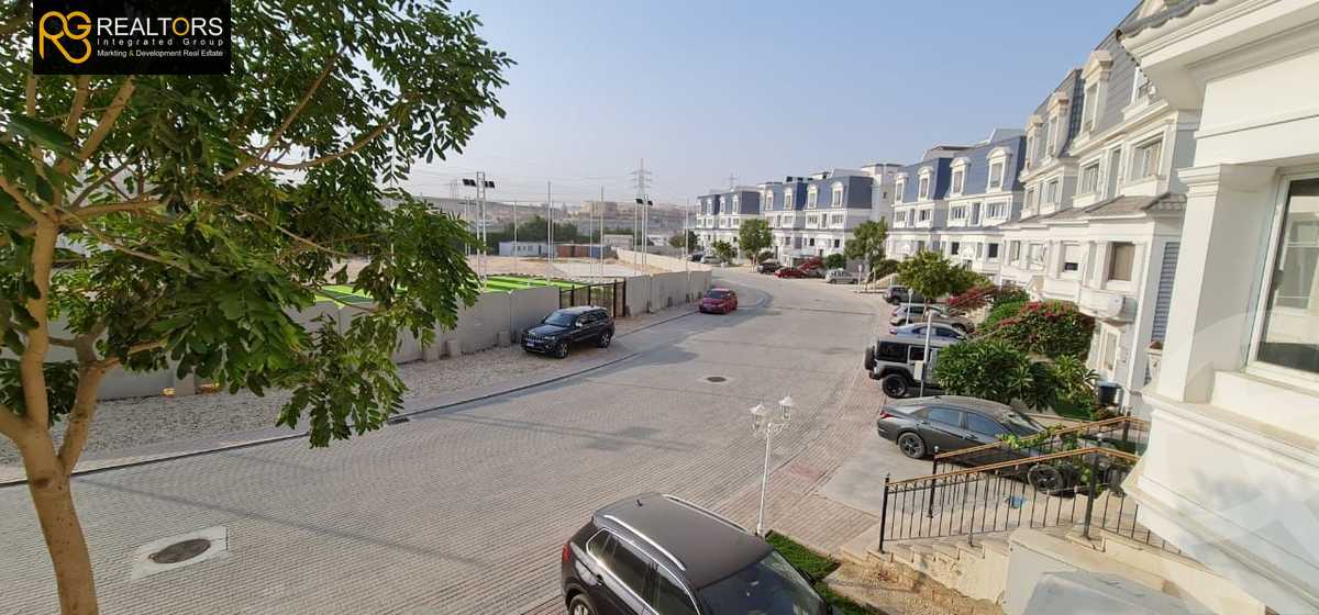 https://aqarmap.com.eg/ar/listing/4518093-for-sale-cairo-6th-of-october-compounds-mountain-view-giza-plateau