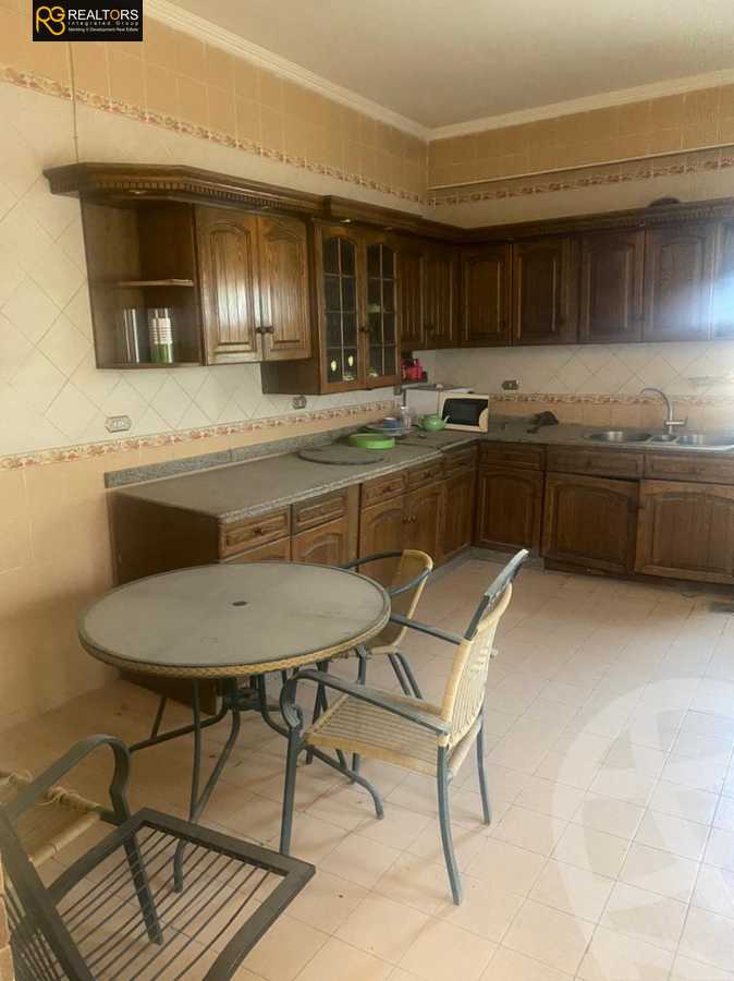 https://aqarmap.com.eg/ar/listing/4542172-for-sale-cairo-el-sheikh-zayed-city-lshykh-zyd-ljdyd-el-reef-el-oroby
