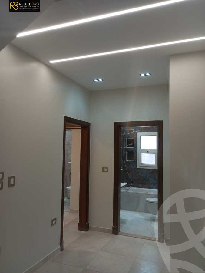 https://aqarmap.com.eg/ar/listing/4572199-for-sale-cairo-el-sheikh-zayed-city-compounds-in-sheikh-zayed-etapa