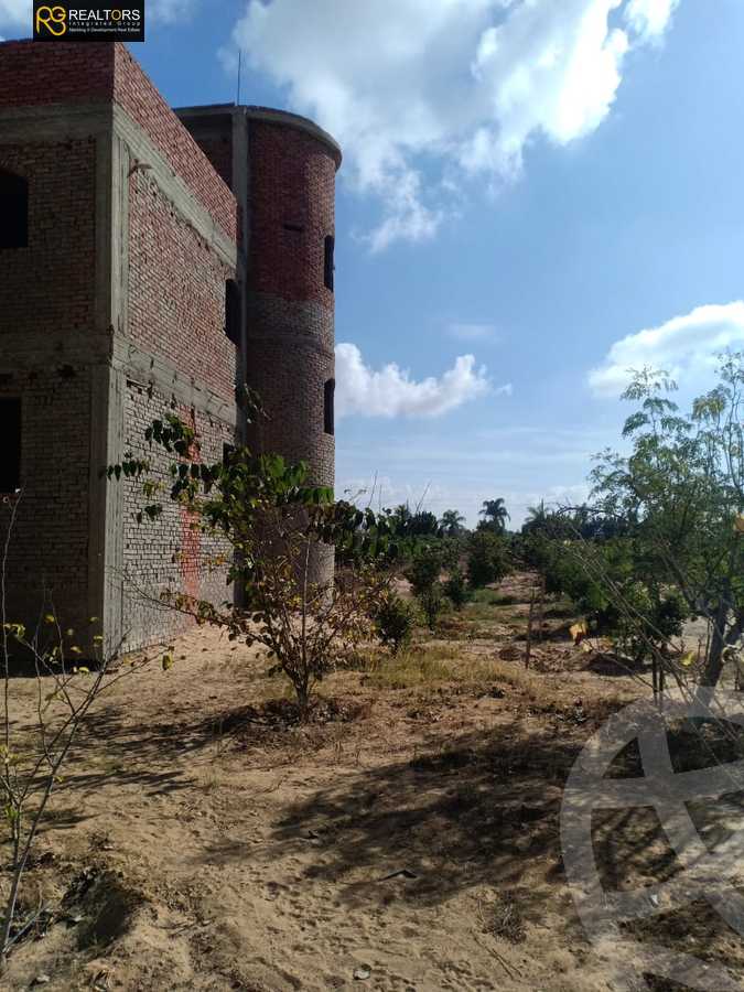 https://aqarmap.com.eg/ar/listing/4572643-for-sale-cairo-alex-cairo-desert-road-mdyn-sfnks-ljdyd-east-dream