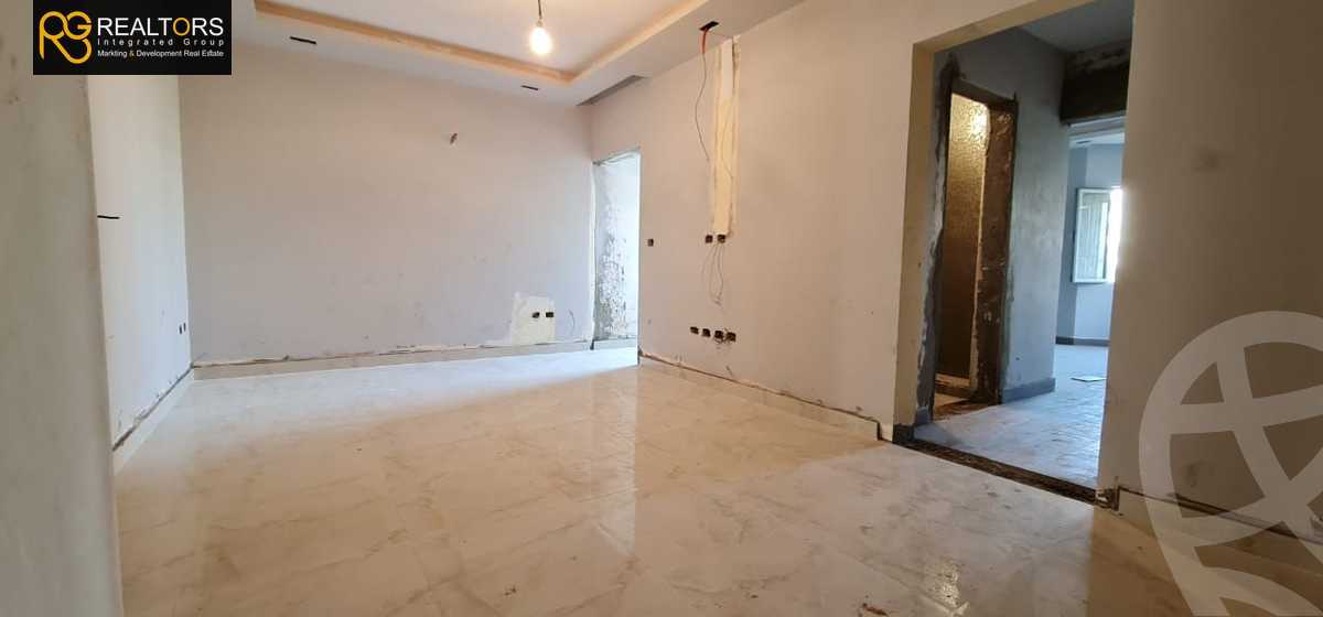 https://aqarmap.com.eg/ar/listing/4581378-for-sale-cairo-6th-of-october-compounds-mountain-view-giza-plateau