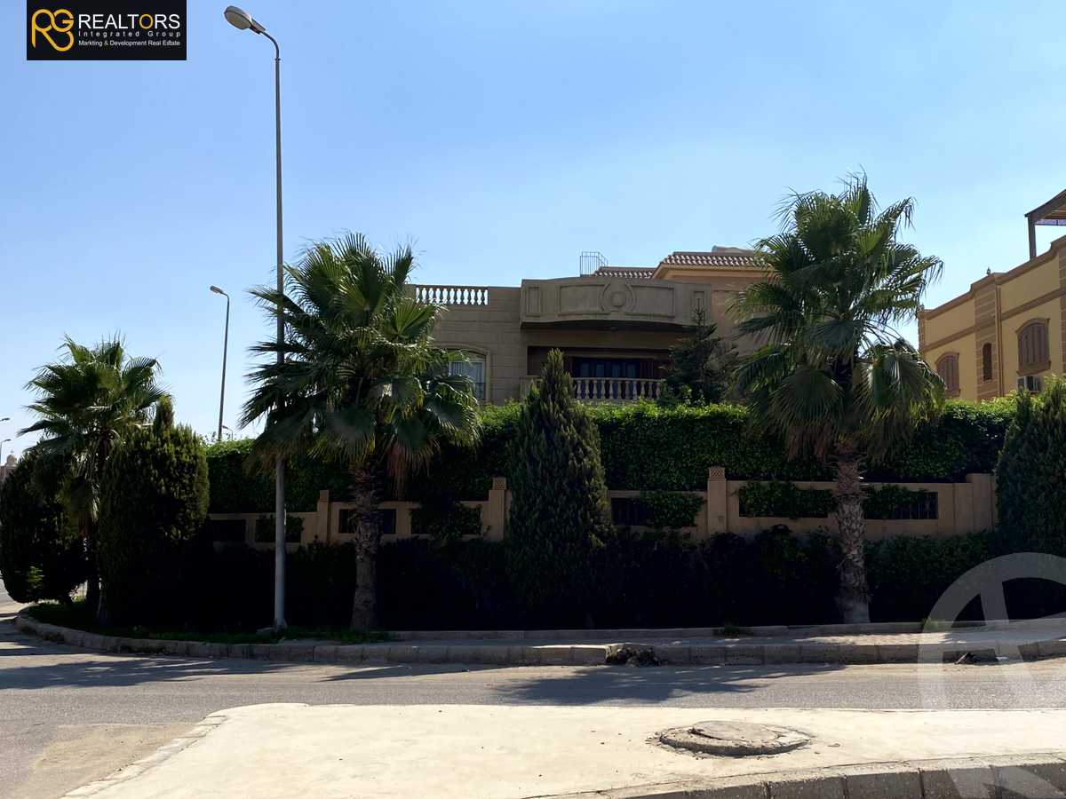 https://aqarmap.com.eg/en/listing/4646001-for-sale-cairo-el-sheikh-zayed-city-el-hay-el-thaleth-ashaer-area-1-street-13