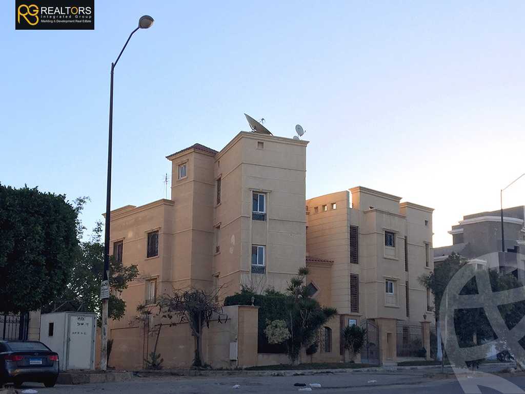 https://aqarmap.com.eg/en/listing/4664742-for-sale-cairo-6th-of-october-featured-neighborhood-el-motamayez-neighborhood-abd-el-moneim-riad-st