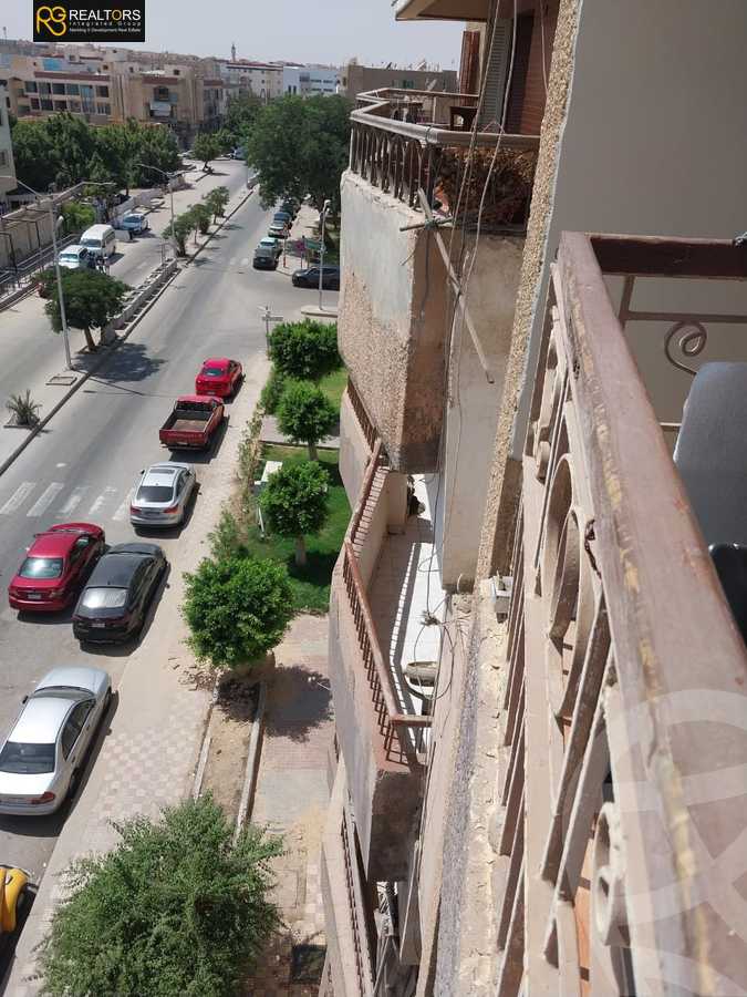 https://aqarmap.com.eg/en/listing/4692668-for-sale-cairo-6th-of-october-el-ahyaa-neighborhood-7th-mecca-el-mokarrama-st