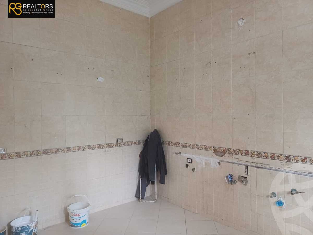https://aqarmap.com.eg/ar/listing/4721172-for-rent-cairo-6th-of-october-compound-mena-garden-city
