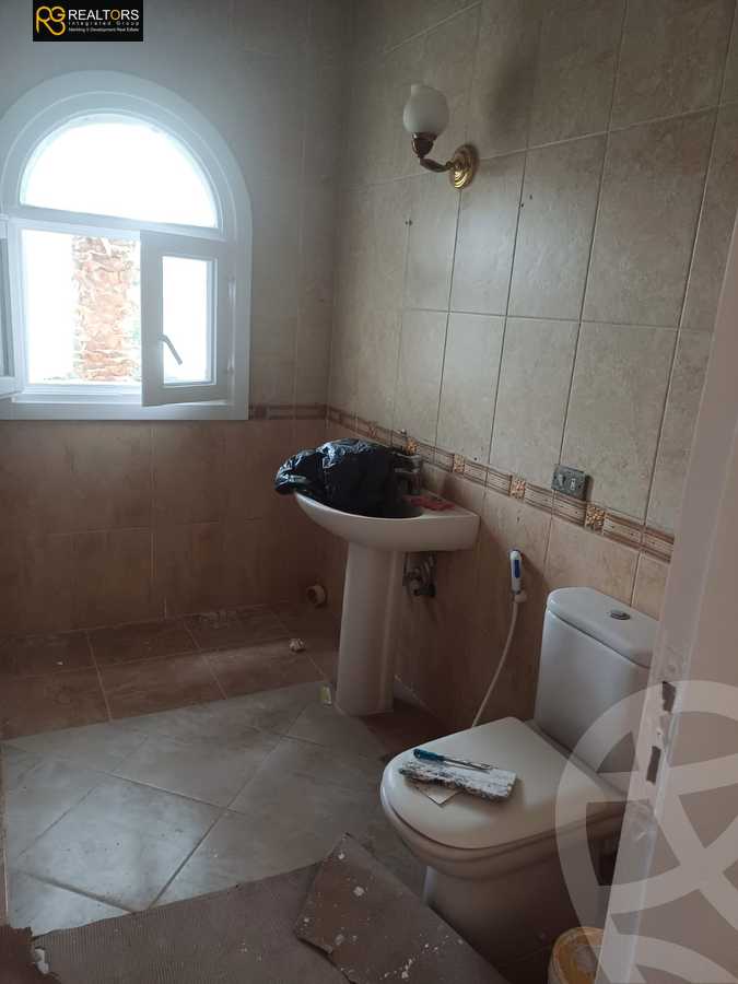https://aqarmap.com.eg/ar/listing/4721172-for-rent-cairo-6th-of-october-compound-mena-garden-city