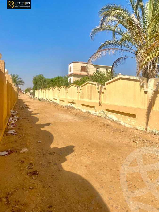 https://aqarmap.com.eg/en/listing/4743732-for-sale-cairo-el-sheikh-zayed-city-lshykh-zyd-ljdyd-el-reef-el-oroby