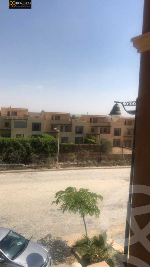 https://aqarmap.com.eg/ar/listing/4795758-for-sale-cairo-el-sheikh-zayed-city-compounds-in-sheikh-zayed-royal-meadows