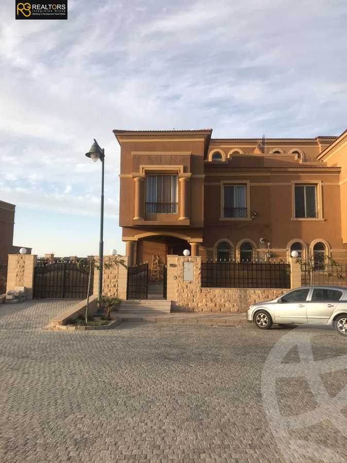 https://aqarmap.com.eg/ar/listing/4795758-for-sale-cairo-el-sheikh-zayed-city-compounds-in-sheikh-zayed-royal-meadows