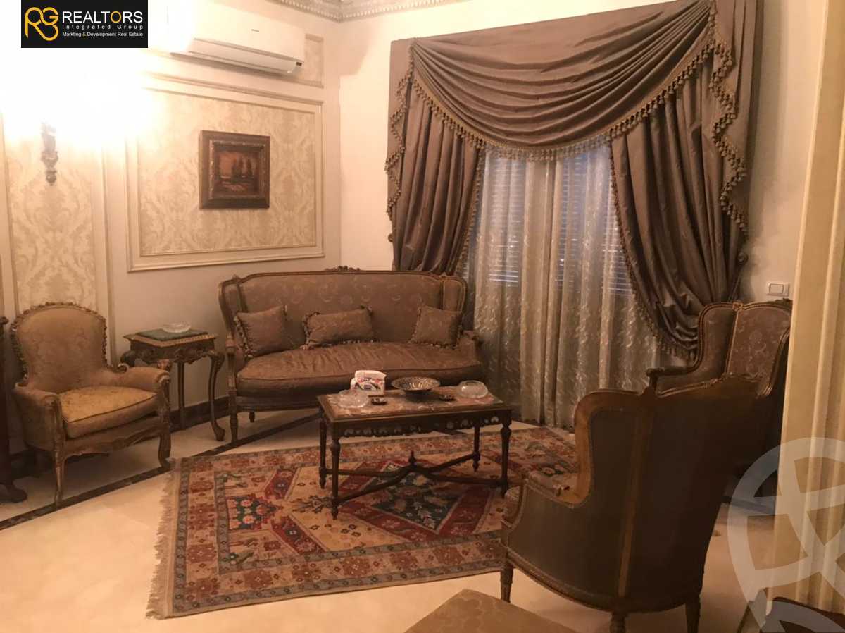 https://aqarmap.com.eg/ar/listing/4795758-for-sale-cairo-el-sheikh-zayed-city-compounds-in-sheikh-zayed-royal-meadows