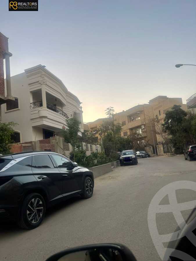 https://aqarmap.com.eg/en/listing/4844607-for-sale-cairo-6th-of-october-el-ahyaa-neighborhood-7th-mecca-el-mokarrama-st