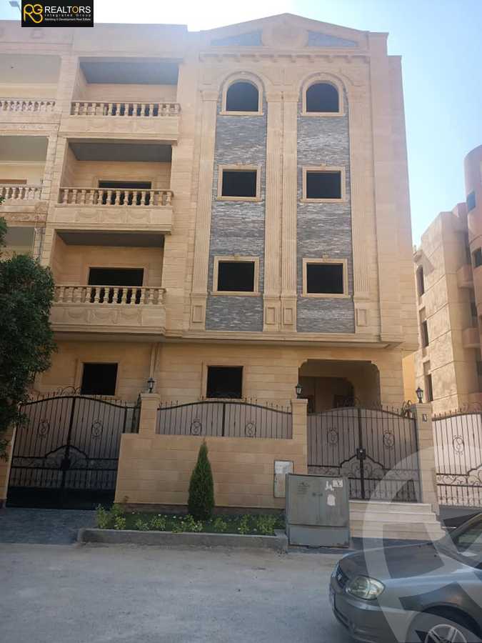 https://aqarmap.com.eg/en/listing/4870580-for-sale-cairo-6th-of-october-ganob-el-ahyaaa-hay-el-andalous