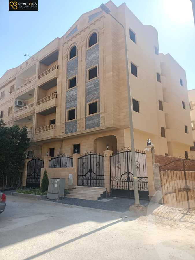 https://aqarmap.com.eg/en/listing/4870580-for-sale-cairo-6th-of-october-ganob-el-ahyaaa-hay-el-andalous