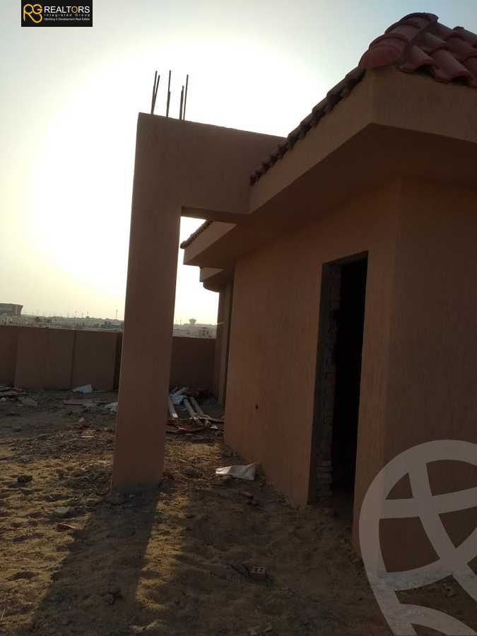 https://aqarmap.com.eg/en/listing/4915294-for-sale-cairo-6th-of-october-compounds-dream-land-flower-resort