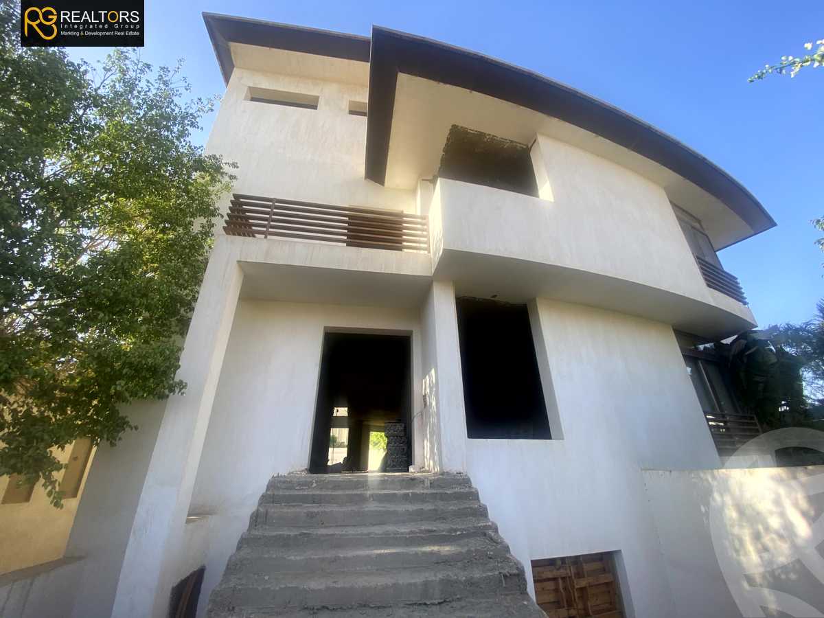 https://aqarmap.com.eg/en/listing/4925464-for-sale-cairo-el-sheikh-zayed-city-compounds-beverly-hills