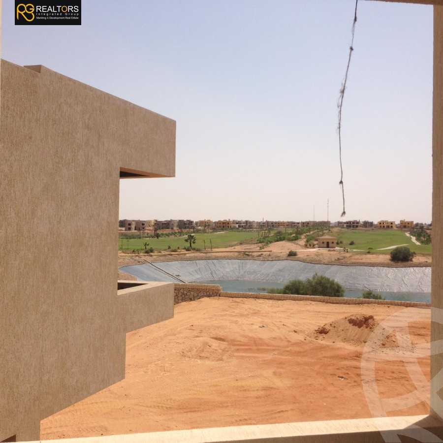 https://aqarmap.com.eg/ar/listing/4926998-for-sale-cairo-el-sheikh-zayed-city-alex-cairo-desert-road-mdyn-sfnks-ljdyd-el-ein-valley