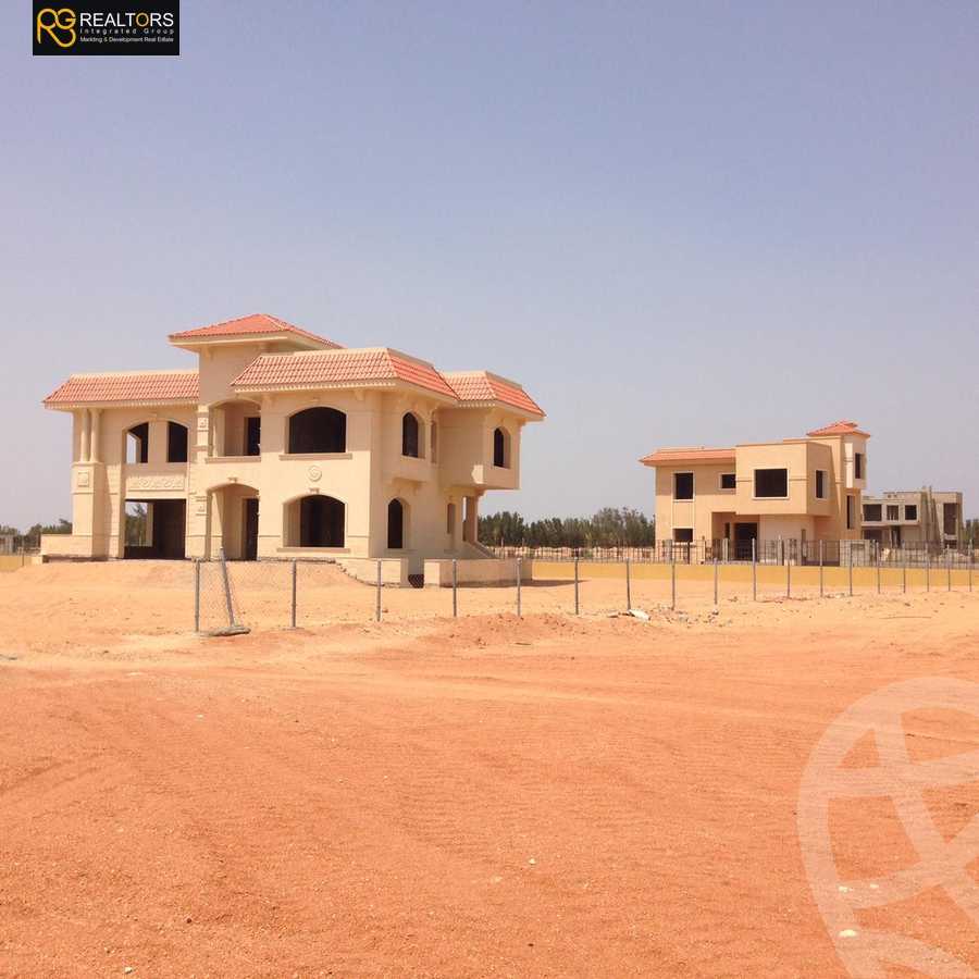 https://aqarmap.com.eg/ar/listing/4926998-for-sale-cairo-el-sheikh-zayed-city-alex-cairo-desert-road-mdyn-sfnks-ljdyd-el-ein-valley