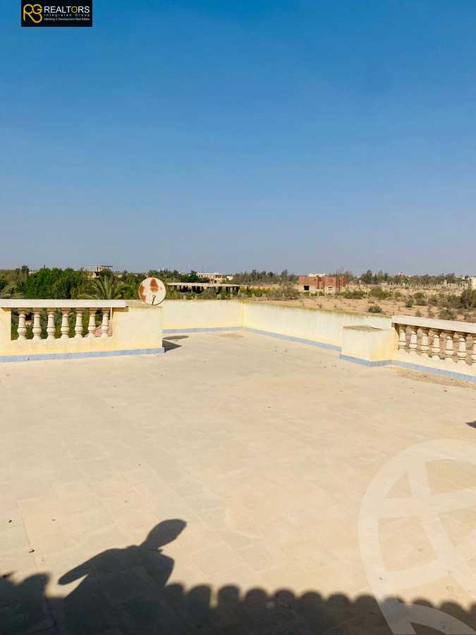 https://aqarmap.com.eg/ar/listing/4927133-for-sale-cairo-el-sheikh-zayed-city-lshykh-zyd-ljdyd-el-reef-el-oroby