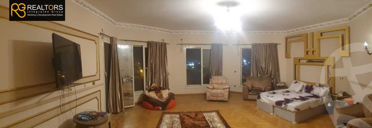 https://aqarmap.com.eg/ar/listing/4927679-for-sale-cairo-el-sheikh-zayed-city-compounds-royal-city