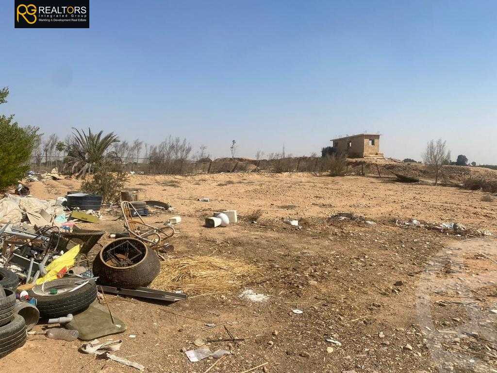 https://aqarmap.com.eg/ar/listing/5002691-for-sale-cairo-el-sheikh-zayed-city-lshykh-zyd-ljdyd-el-reef-el-oroby