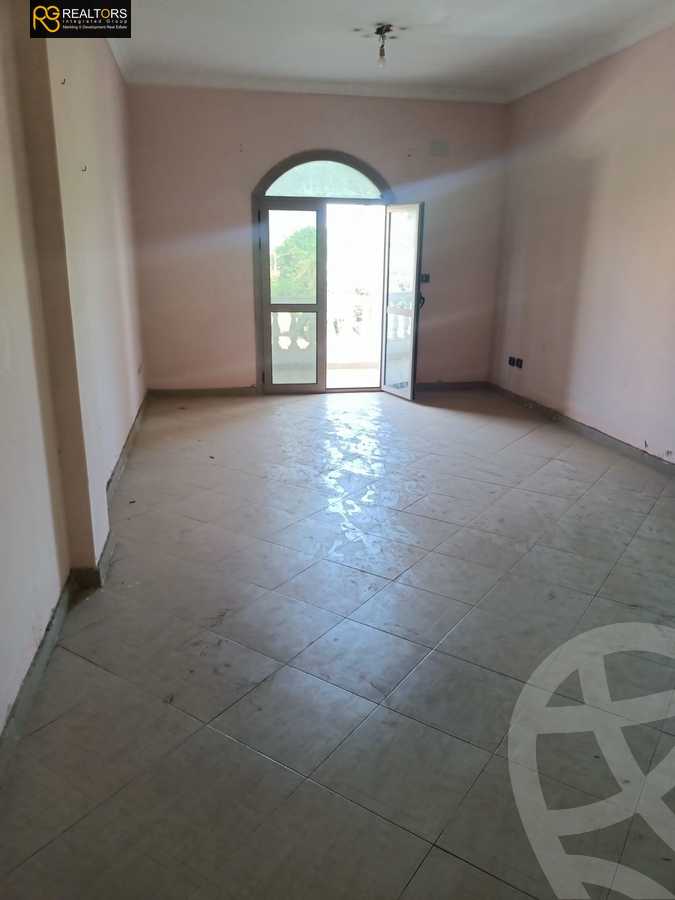 https://aqarmap.com.eg/en/listing/5085440-for-sale-cairo-el-sheikh-zayed-city-compounds-el-yasmeen-compound