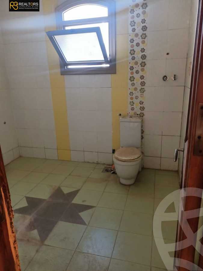 https://aqarmap.com.eg/en/listing/5085440-for-sale-cairo-el-sheikh-zayed-city-compounds-el-yasmeen-compound