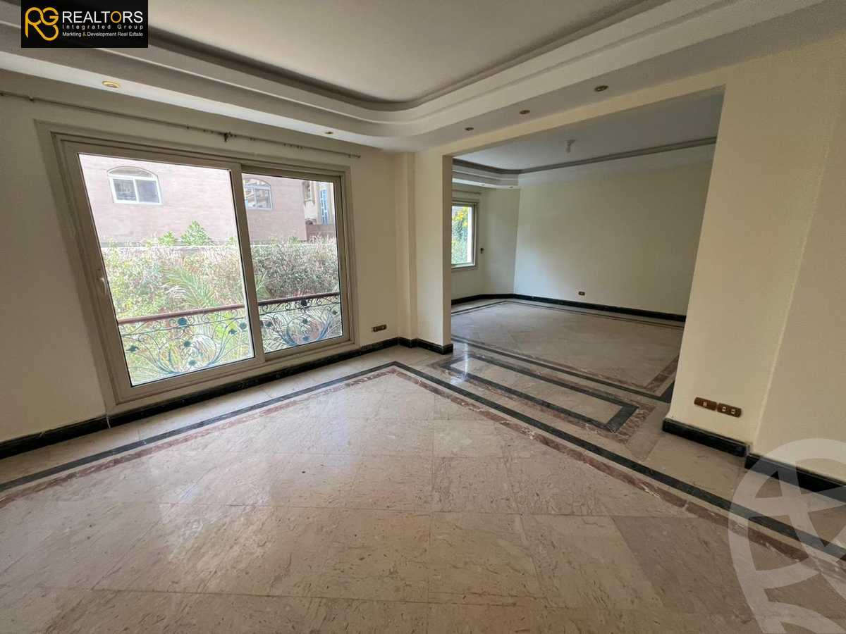 https://aqarmap.com.eg/ar/listing/5085721-for-sale-cairo-el-sheikh-zayed-city-compounds-el-yasmeen-compound