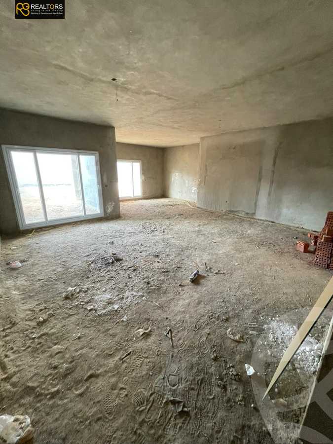 https://aqarmap.com.eg/en/listing/5091888-for-sale-cairo-el-sheikh-zayed-city-compounds-zayed-regency