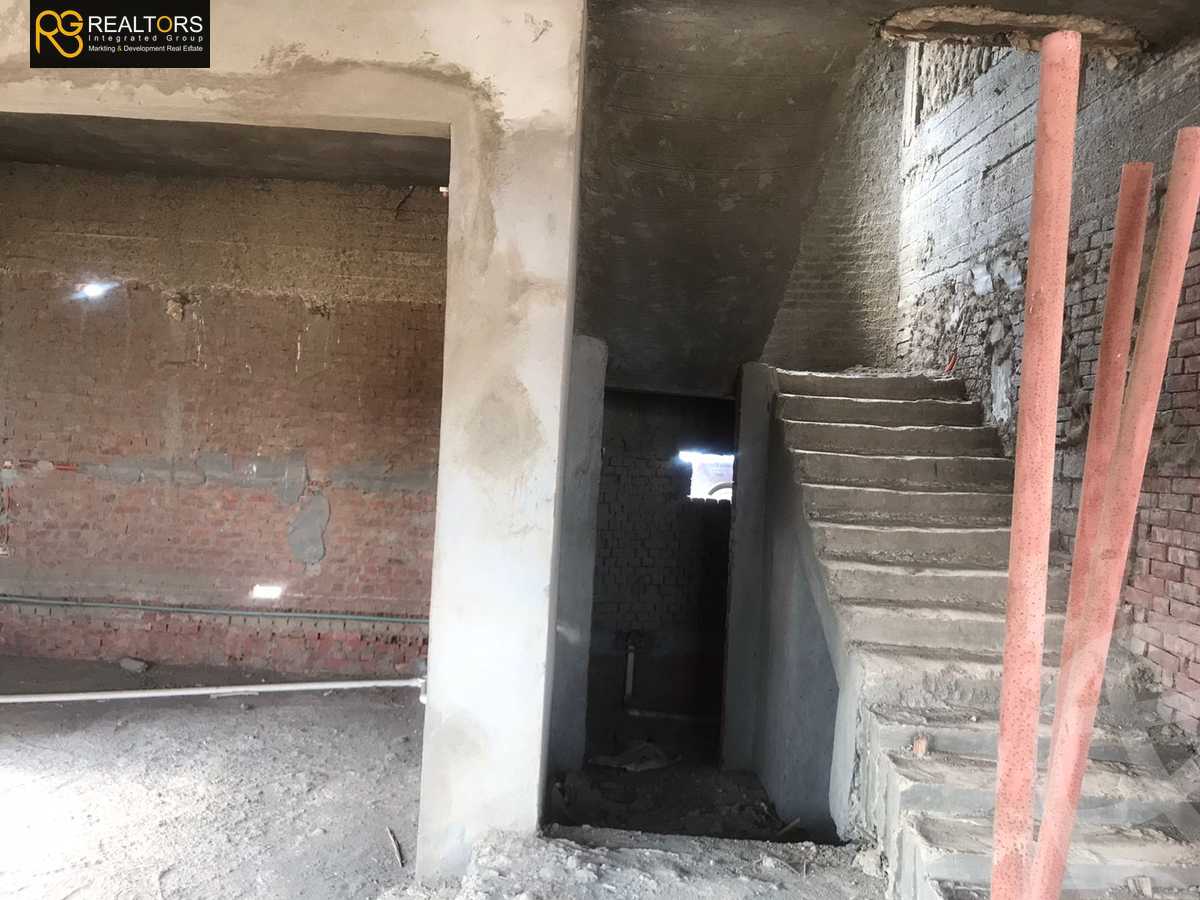 https://aqarmap.com.eg/en/listing/5219728-for-sale-cairo-el-sheikh-zayed-city-alex-cairo-desert-road-mdyn-sfnks-ljdyd-sandorini