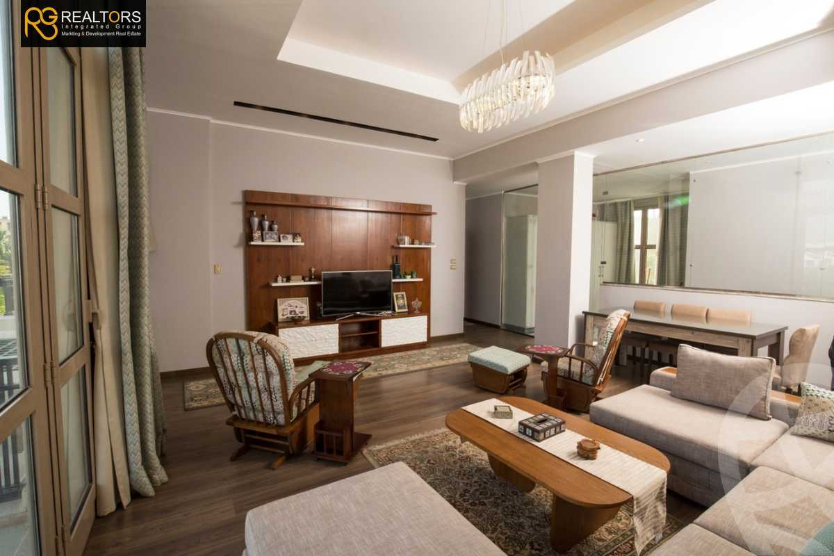 https://aqarmap.com.eg/ar/listing/5219923-for-sale-cairo-el-sheikh-zayed-city-compounds-kmbwnd-ljry-swdyk