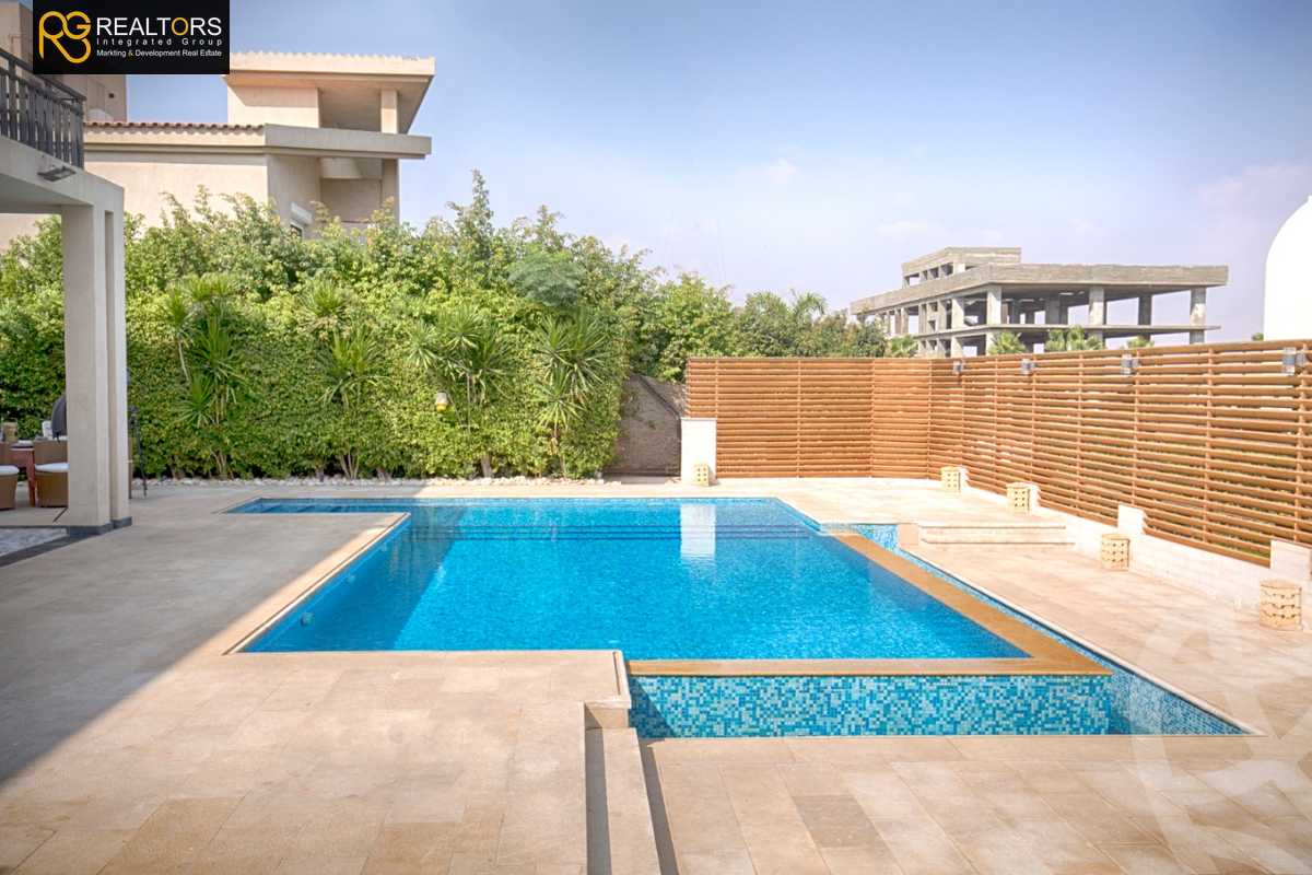 https://aqarmap.com.eg/ar/listing/5219923-for-sale-cairo-el-sheikh-zayed-city-compounds-kmbwnd-ljry-swdyk